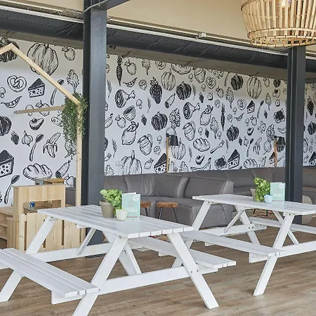 Kaatsheuvel-waalwijk Отель Каатсхойвел