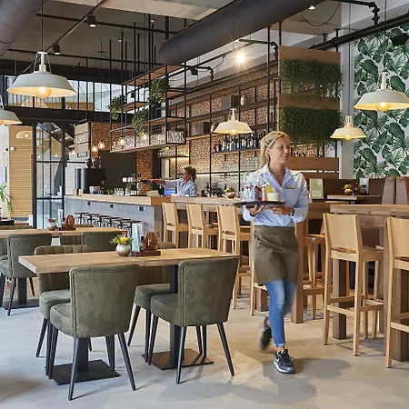Kaatsheuvel-waalwijk 4* Каатсхойвел