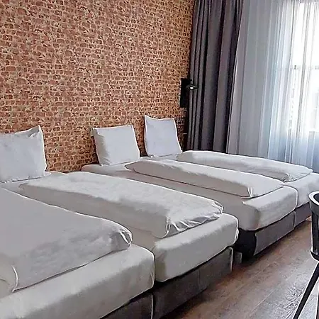 Kaatsheuvel-waalwijk Hotel 4*