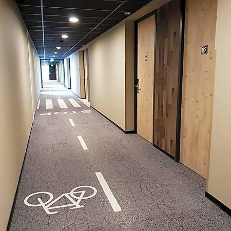 Hotel Kaatsheuvel-waalwijk 4*