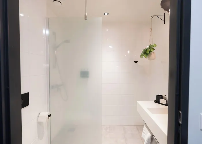 Kaatsheuvel-waalwijk Hotel