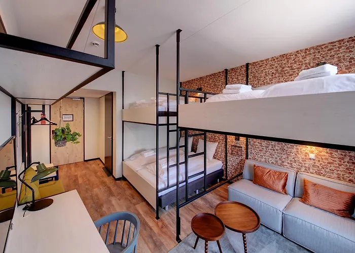 Kaatsheuvel-waalwijk 4*