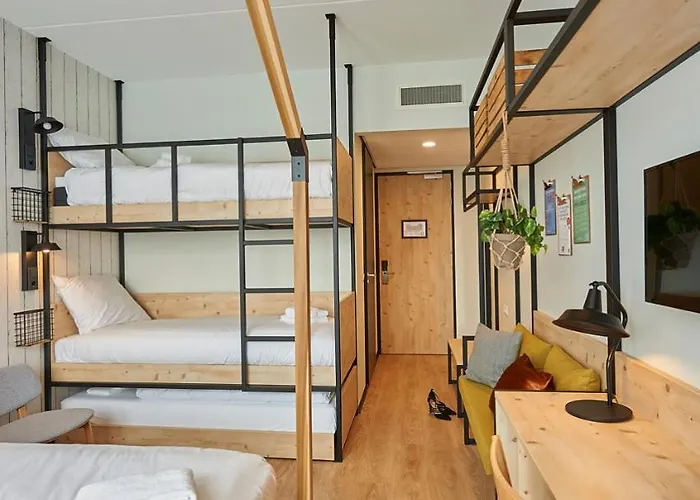 Kaatsheuvel-waalwijk Hotel