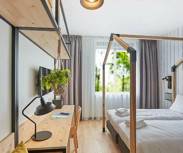 Ξενοδοχείο Kaatsheuvel-waalwijk 4*