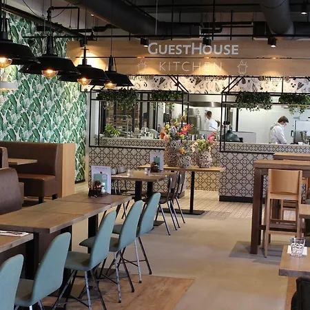 Hotel Kaatsheuvel-waalwijk 4*